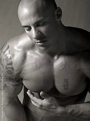 Manifest muscle guys
